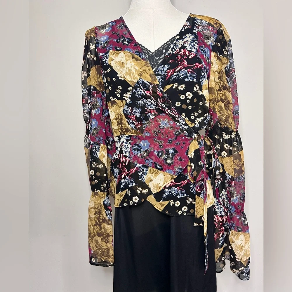 BCBGENERATION Sheer Patchwork Floral Bell Sleeve Wrap Top Whimsigoth Boho | Sz S - Picture 4 of 13